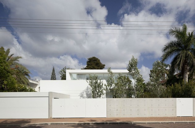白色現代簡約別墅設計圍牆