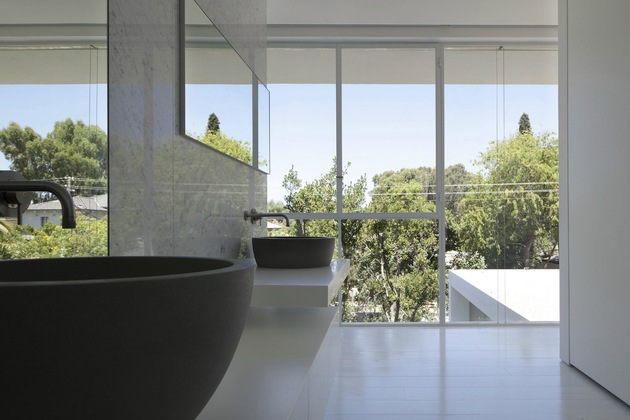 白色現代簡約別墅-浴室