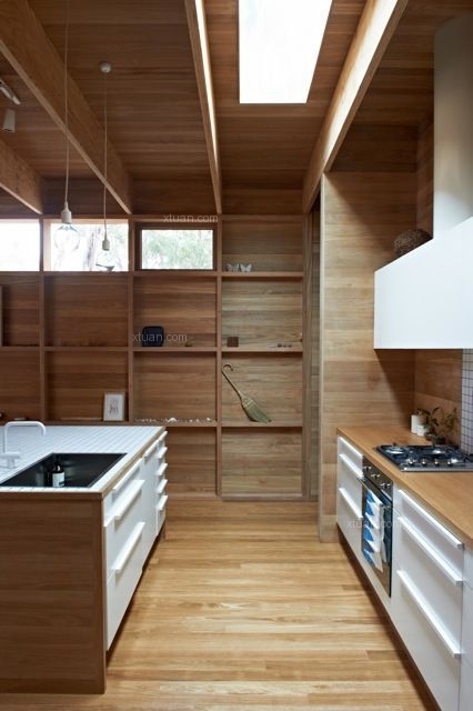 如何在廚房使用木地板？