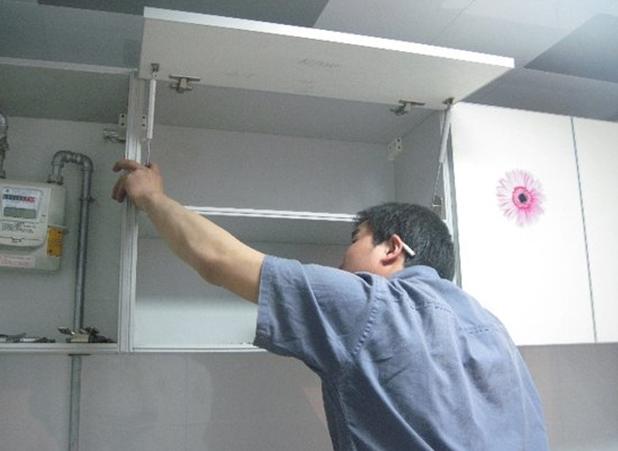 怎樣制作、安裝廚房吊櫥？