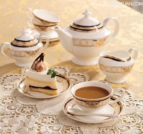 六款經典茶具調制浪漫下午茶