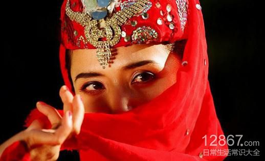 維吾爾族人民的風俗與禁忌