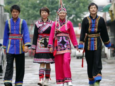 畲族有什麼風俗習慣？中國少數民族畲族的來歷習俗